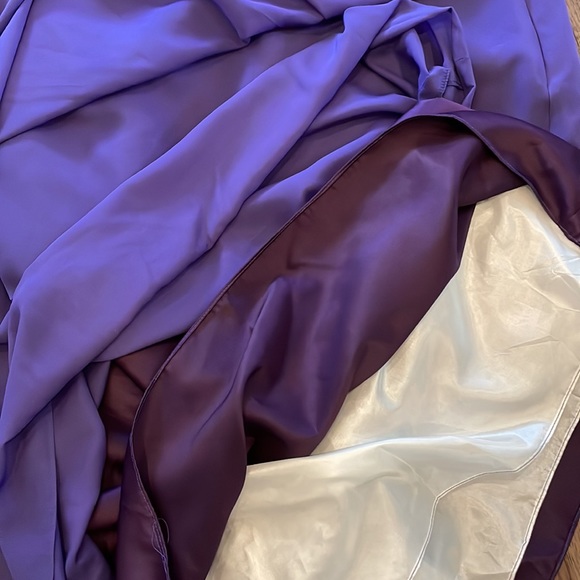 Custom made party gown with stones , 4 layers of lining - Picture 5 of 5